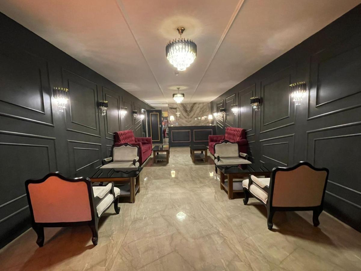 Gulf Hotel Mumbai- The Boutique Hotel Colaba Mumbai  Buitenkant foto
