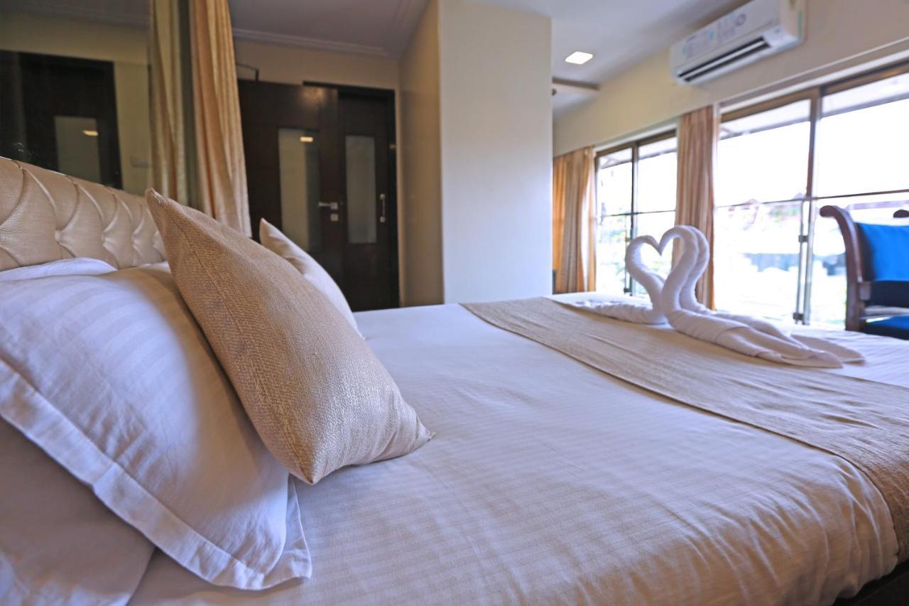 Gulf Hotel Mumbai- The Boutique Hotel Colaba Mumbai  Buitenkant foto