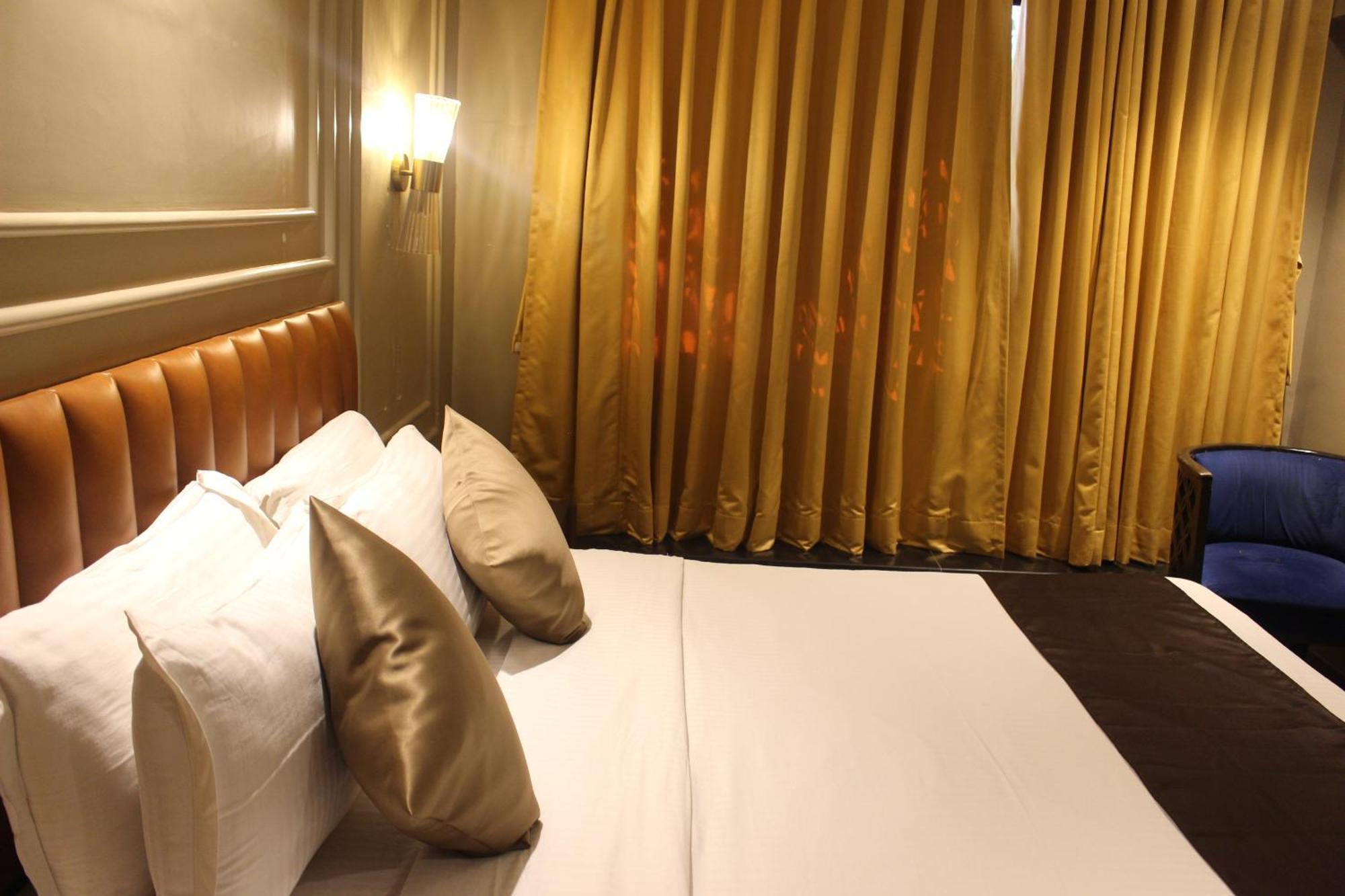 Gulf Hotel Mumbai- The Boutique Hotel Colaba Mumbai  Buitenkant foto