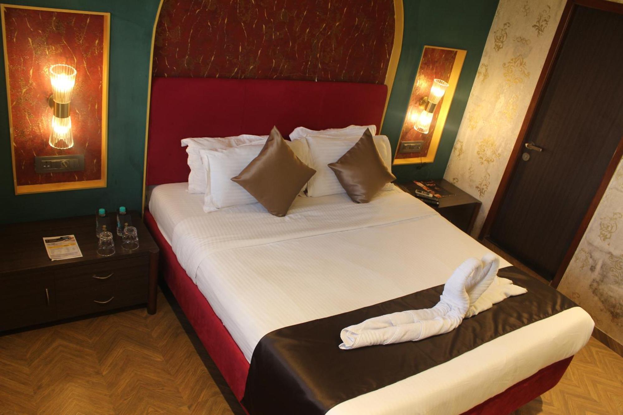 Gulf Hotel Mumbai- The Boutique Hotel Colaba Mumbai  Buitenkant foto