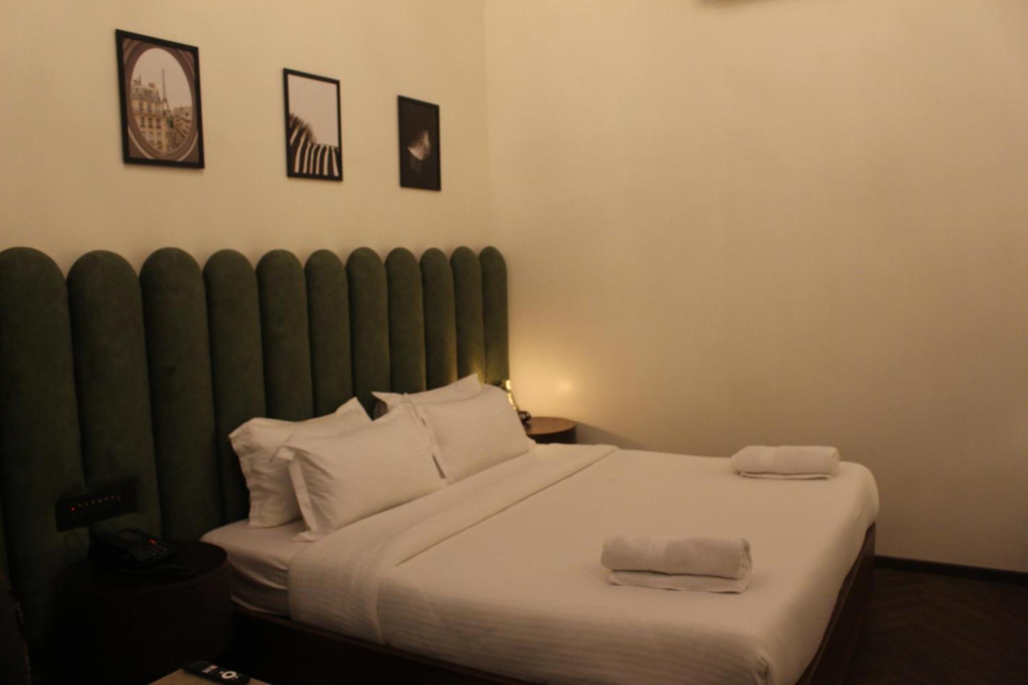 Gulf Hotel Mumbai- The Boutique Hotel Colaba Mumbai  Buitenkant foto