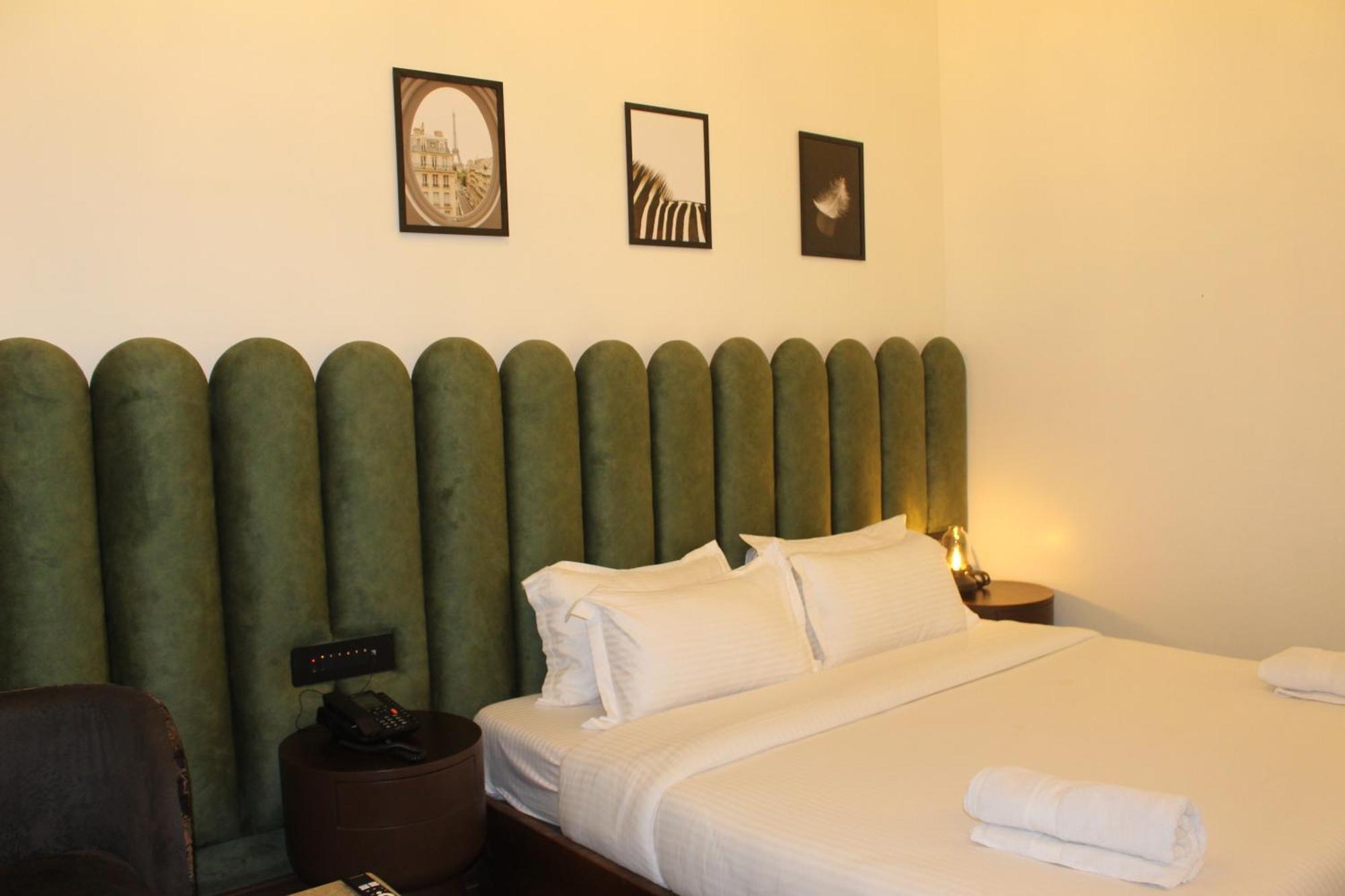 Gulf Hotel Mumbai- The Boutique Hotel Colaba Mumbai  Buitenkant foto