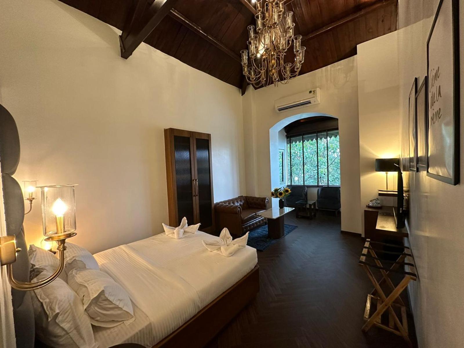 Gulf Hotel Mumbai- The Boutique Hotel Colaba Mumbai  Buitenkant foto