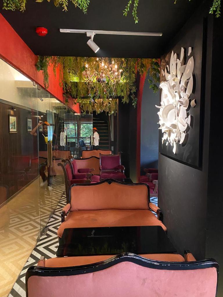 Gulf Hotel Mumbai- The Boutique Hotel Colaba Mumbai  Buitenkant foto