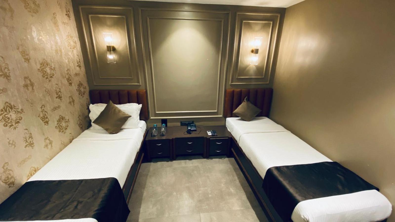 Gulf Hotel Mumbai- The Boutique Hotel Colaba Mumbai  Buitenkant foto