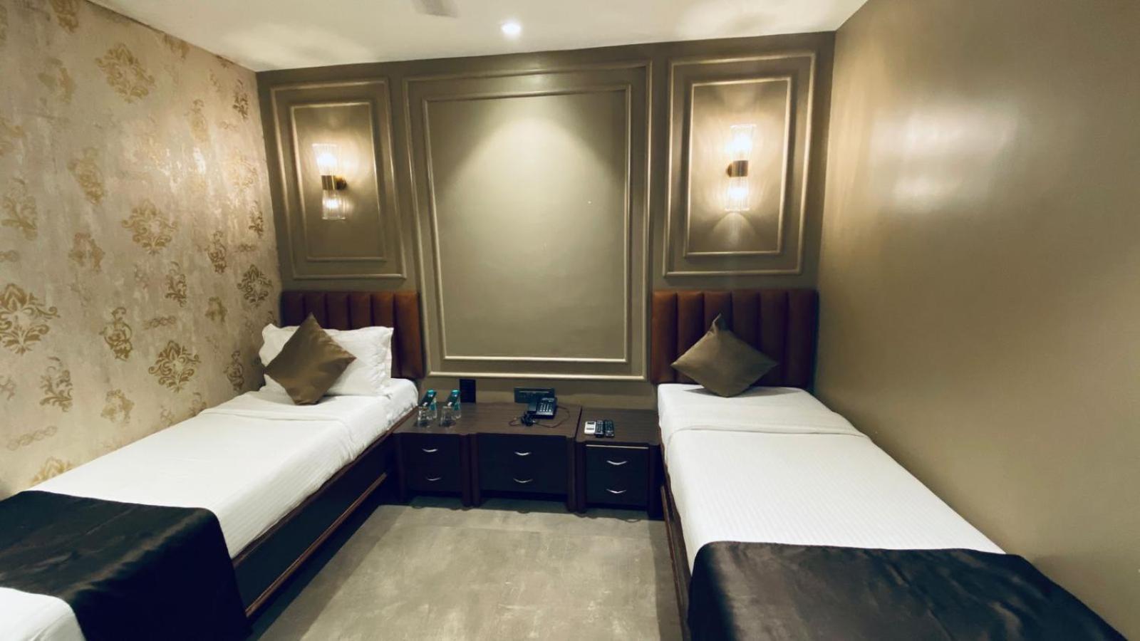 Gulf Hotel Mumbai- The Boutique Hotel Colaba Mumbai  Buitenkant foto