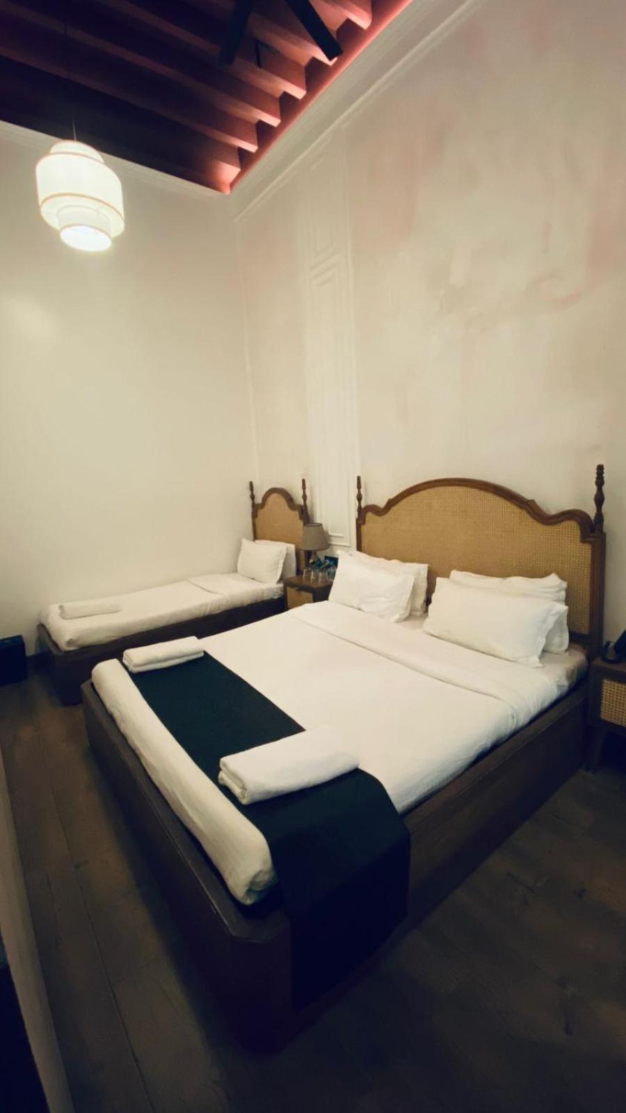 Gulf Hotel Mumbai- The Boutique Hotel Colaba Mumbai  Buitenkant foto