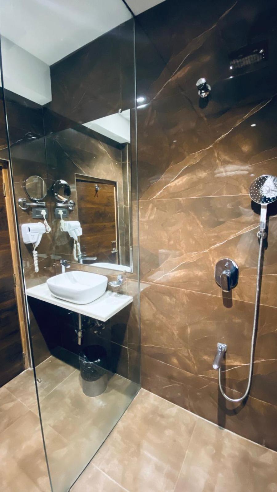 Gulf Hotel Mumbai- The Boutique Hotel Colaba Mumbai  Buitenkant foto
